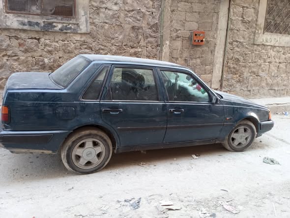 فولفو 460 1993 - صورة 3