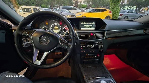 مرسيدس E350 2012 - صورة 2