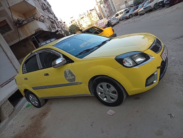 كيا ريو 2011 - صورة 2