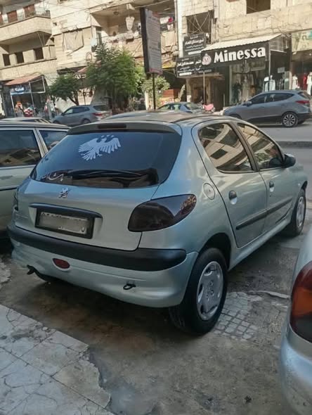 بيجو 206 2007 - صورة 2