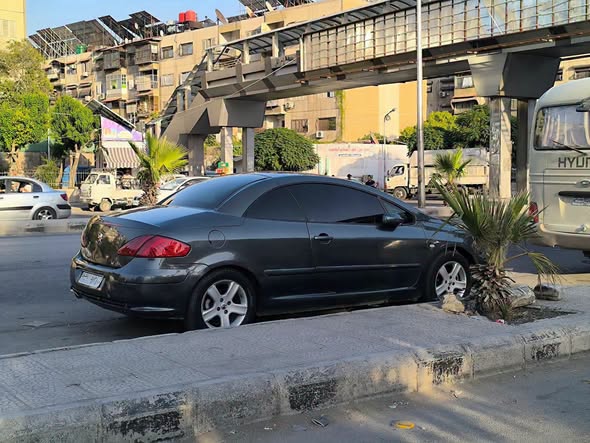 بيجو 307 2004 - صورة 1