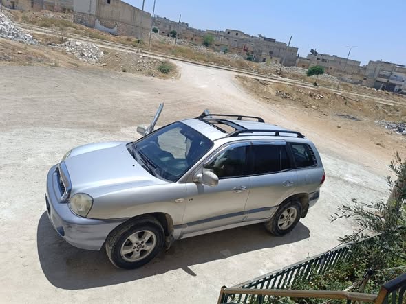 هيونداي سانتافي 2005 - صورة 1
