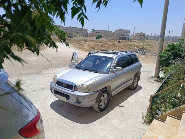 هيونداي سانتافي 2005 - صورة 2