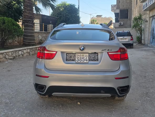 بي ام دبليو X6 2010 - صورة 5