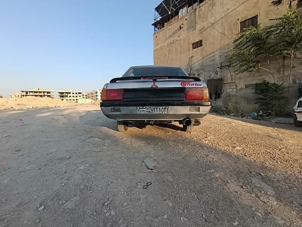ميتسوبيشي لانسر 1983 - صورة 5