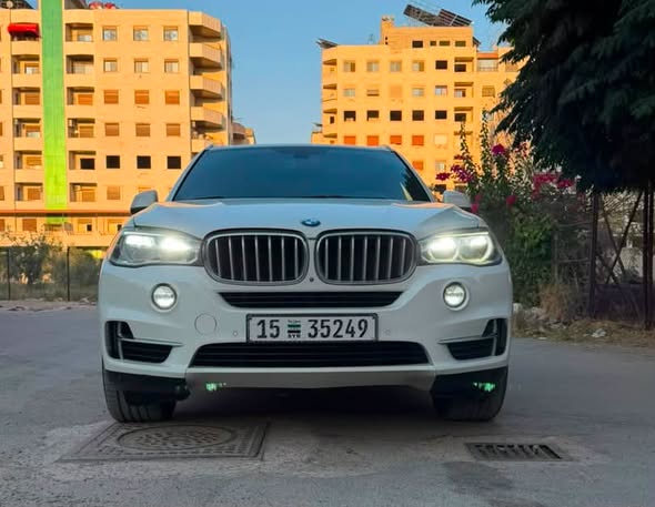 بي إم دبليو إكس 5 2014 - صورة 1