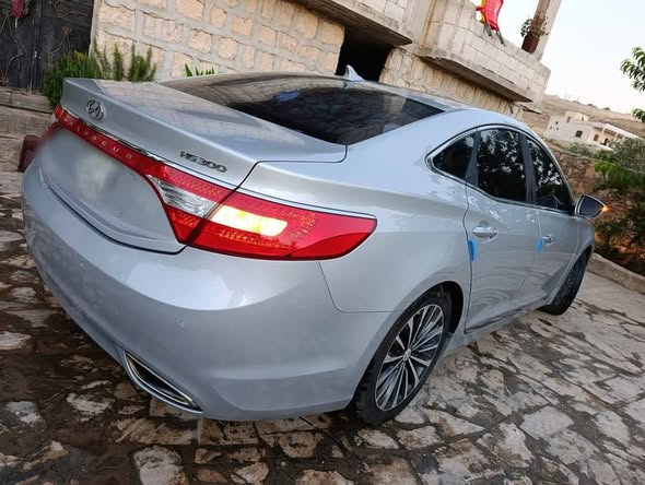 هيونداي أزيرا 2014 - صورة 2