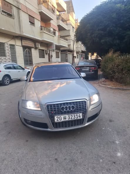 أودي A8 2007 - صورة 1