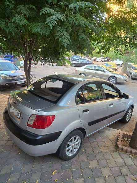 كيا ريو 2009 - صورة 2