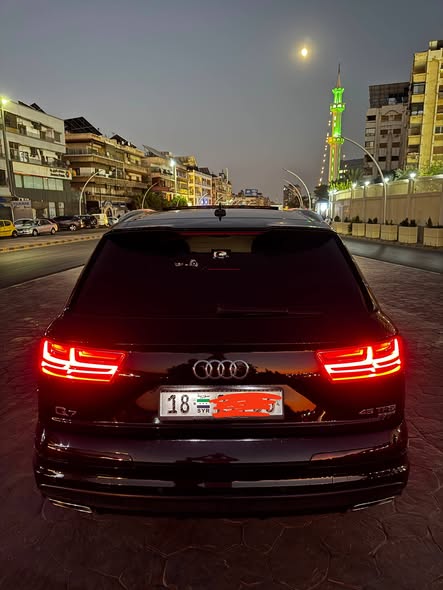 أودي Q7 2016 - صورة 1