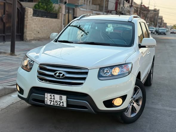 هيونداي سنتافي 2012 - صورة 4
