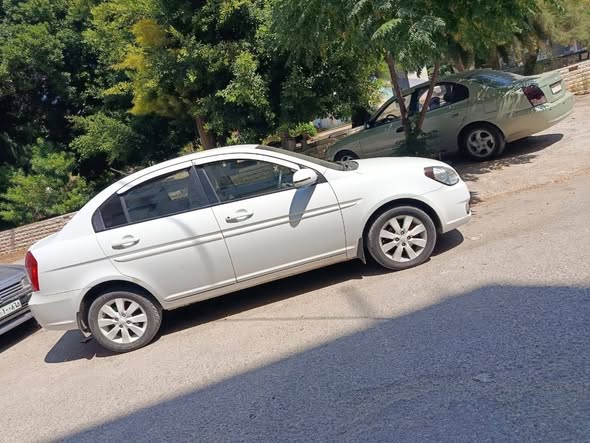 هونداي اكسنت 2011 - صورة 2
