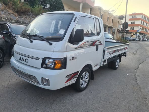 جاك X200 2027 - صورة 1
