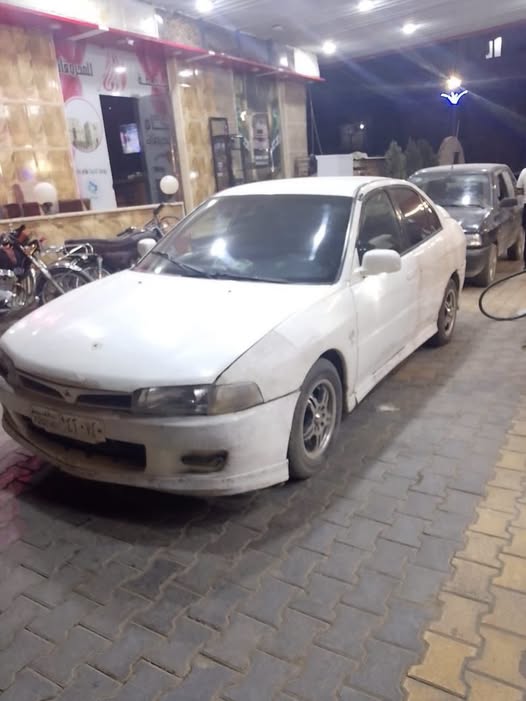 ميتسوبيشي لانسر 1998