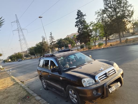 هيونداي سنتافي 2004 - صورة 2