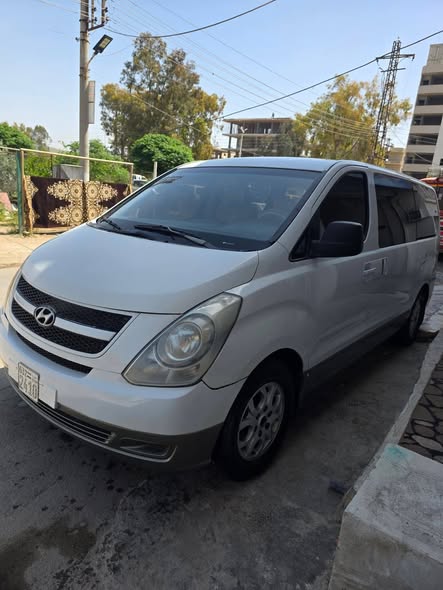هيونداي H-1 2015 - صورة 1