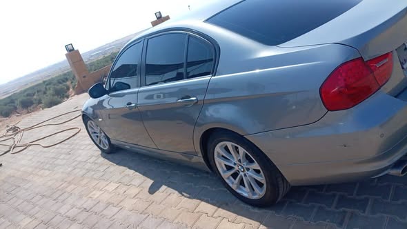 بي ام 320 2011 - صورة 1