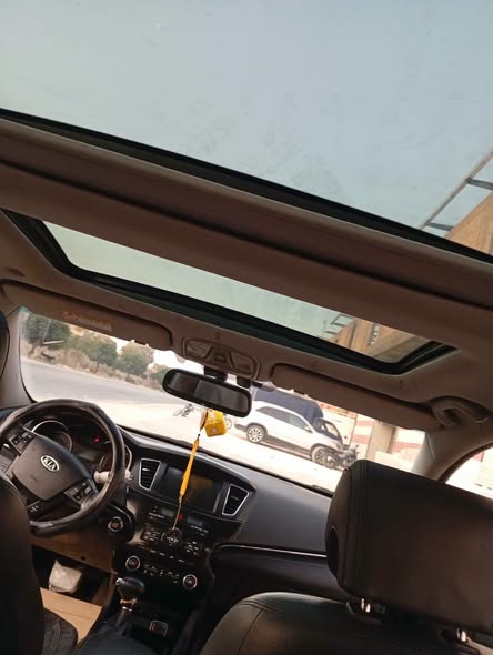 كيا K7 2010 - صورة 4