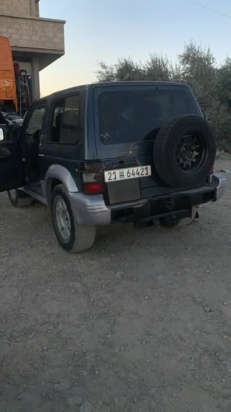 ميتسوبيشي باجيرو 1993 - صورة 3