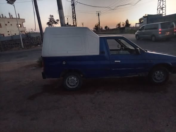 سكودا Pickup 1994 - صورة 2