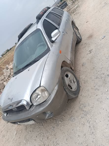 هيونداي سانتافي 2004 - صورة 1