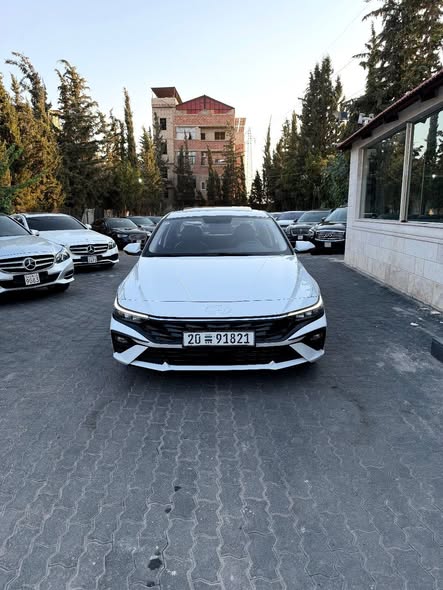 هيونداي النترا 2025 - صورة 1