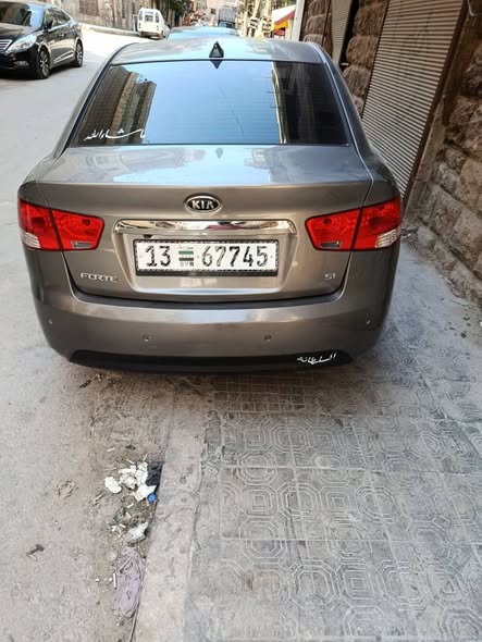 كيا فورتي 2010 - صورة 3