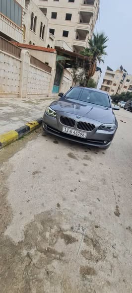 بي إم دبليو 520 2013 - صورة 1