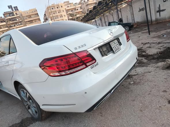 مرسيدس E220 2015 - صورة 3