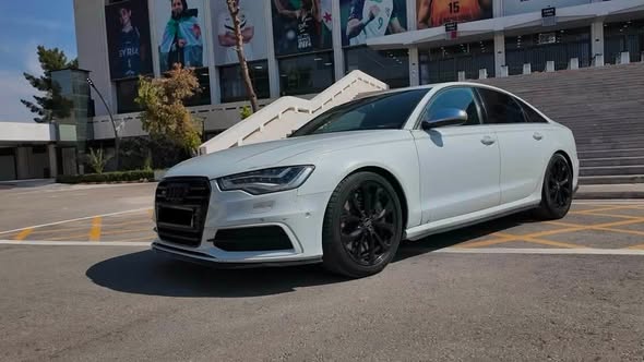 أودي S6 2014 - صورة 2