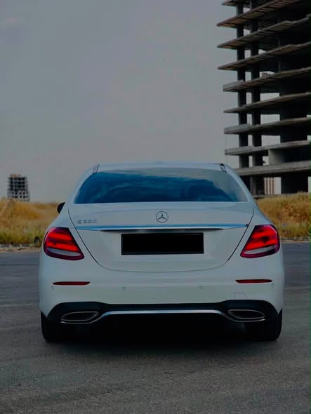 مرسيدس E300 2018 - صورة 3
