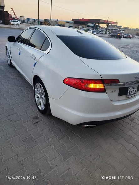 جاكوار XF 2010 - صورة 4