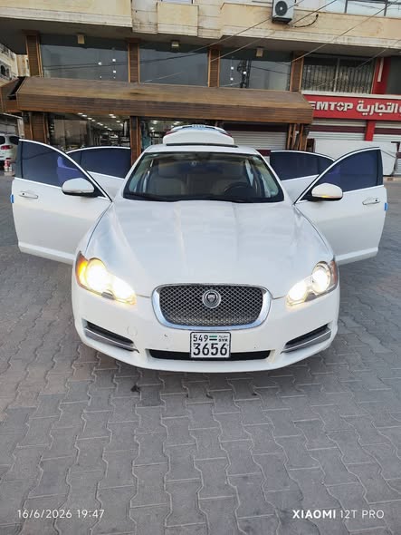 جاكوار XF 2010 - صورة 5