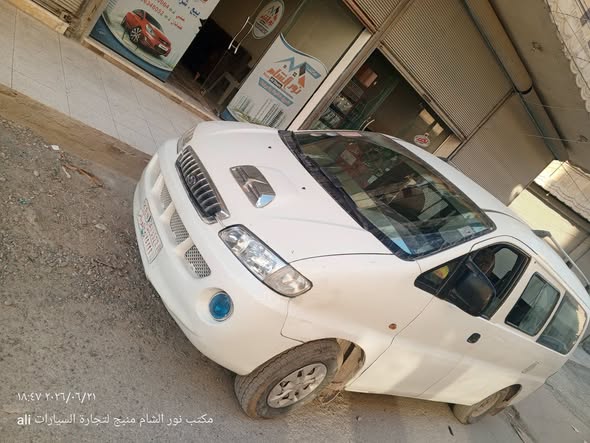 هيونداي اتش ١ 1999 - صورة 4