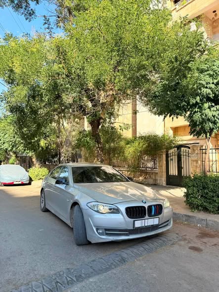 بي ام دبليو 520 2013 - صورة 2