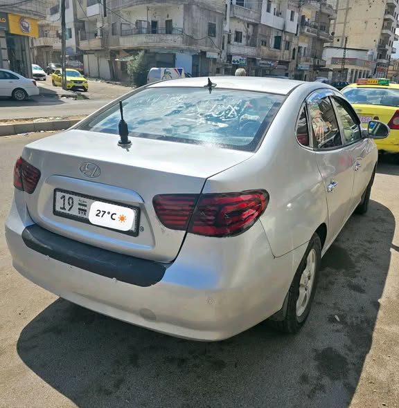 هيونداي افانتي 2007 - صورة 4
