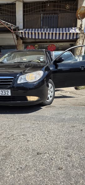 هيونداي أفانتي 2009 - صورة 1