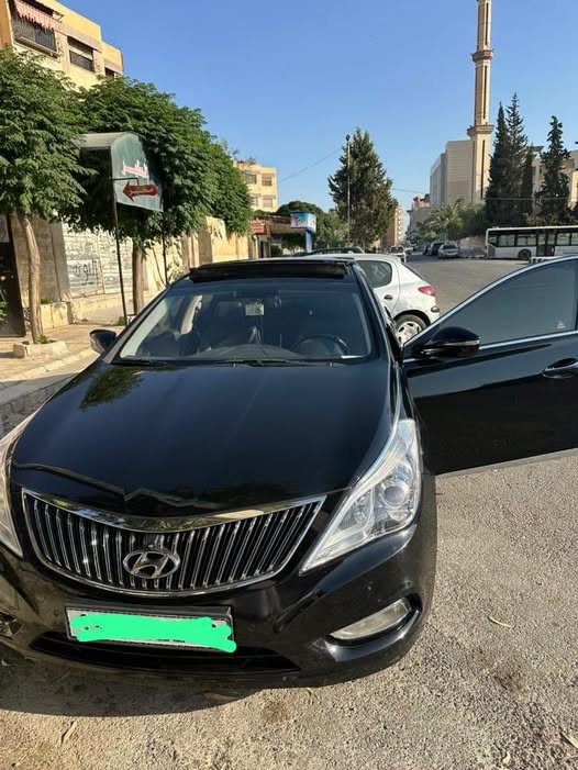 هيونداي ازيرا 2011