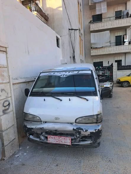 هيونداي H-1 1997 - صورة 1