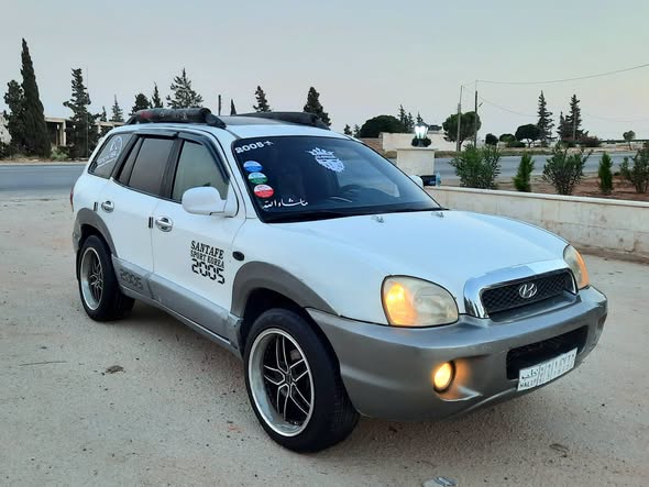 هيونداي سنتافية 2005 - صورة 2