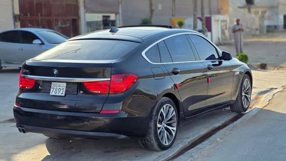 بي ام دبليو 5 Series Gran Turismo 2012 - صورة 2