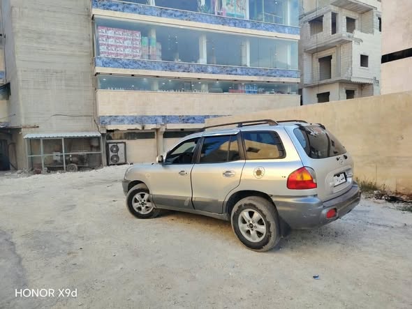 هيونداي سانتافي 2003 - صورة 2