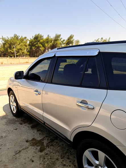 هيونداي سانتافيه 2008 - صورة 4