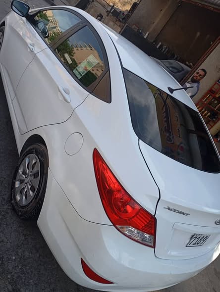 هيونداي اكسنت 2018 - صورة 1