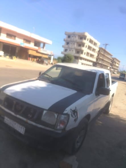 نيسان بيك أب 2000 - صورة 3