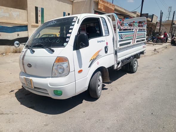 كيا 2700 2007 - صورة 2
