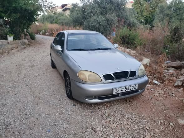 دايو لانوس 2002 - صورة 1