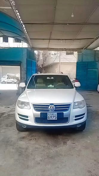 فولكس فاجن طوارق 2009 - صورة 3
