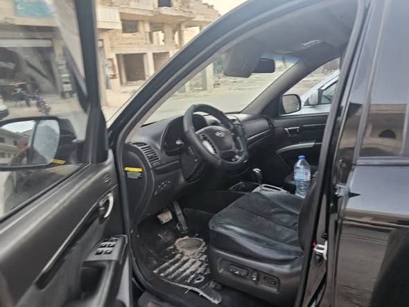 هيونداي سنتافي 2012 - صورة 4