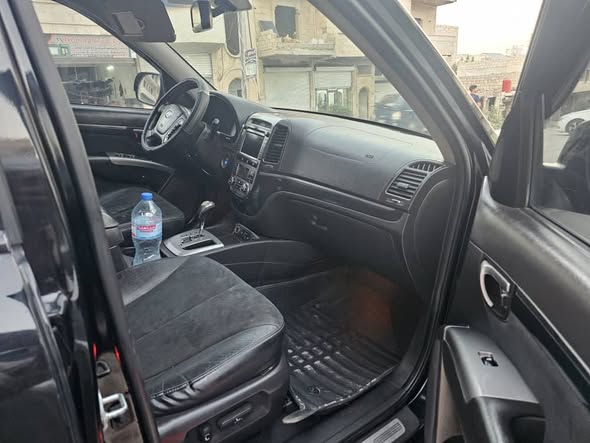 هيونداي سنتافي 2012 - صورة 5